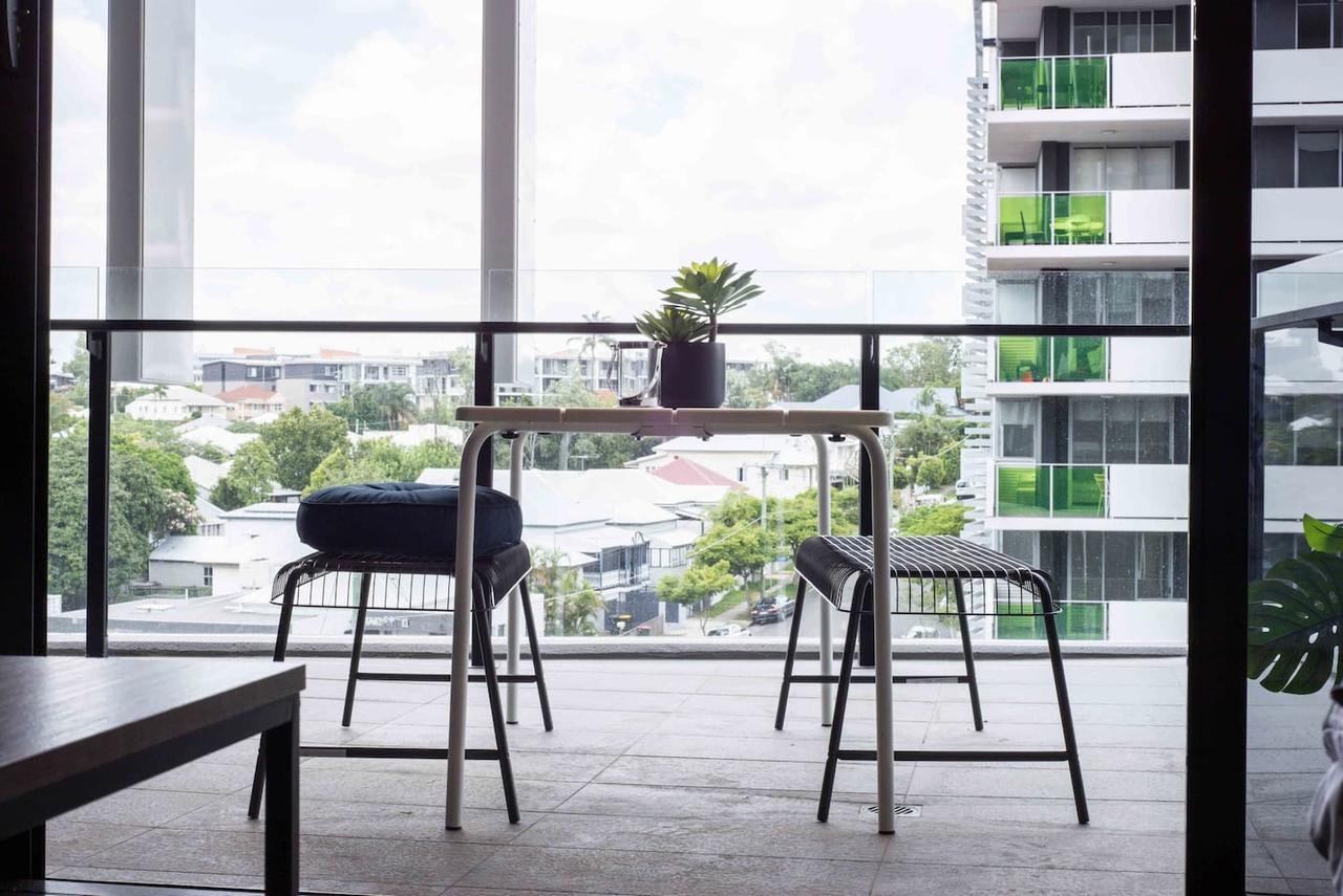 בריסביין Modern Apartment With Balcony & Parking מראה חיצוני תמונה